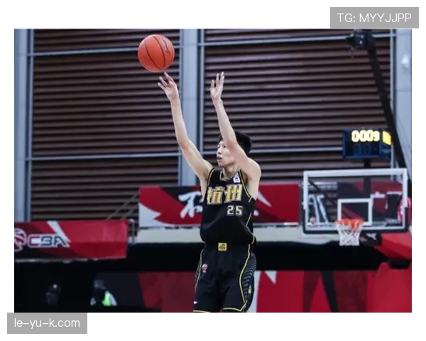 Lautaro头球建功助球队逆转，状态回暖成焦点