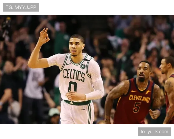 亚特兰大持续保持攻防平衡，协同作战确保连胜记录延续