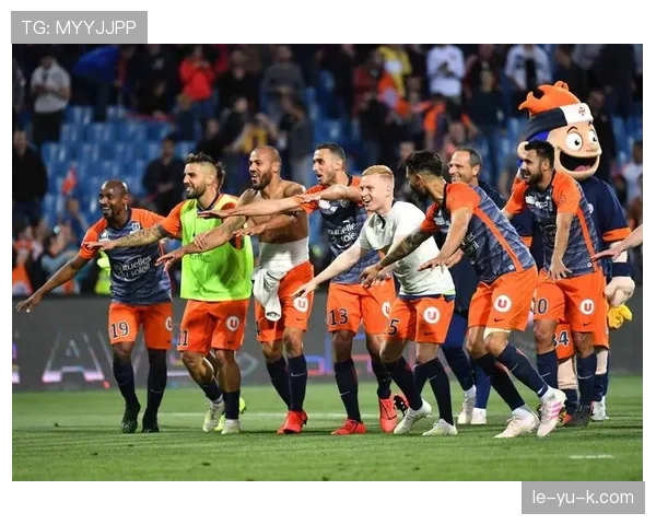 足球新星近期表现稳健，持续提升备受期待