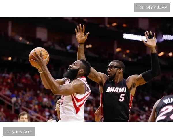 乔丹关键时刻投篮命中率远超哈登，主导球队攻防节奏