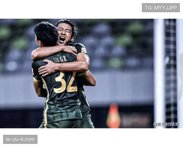 张玉宁球场上像战士，赛后生活居然这么佛系？谁能想到啊！